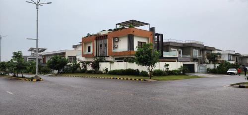 Islamabad Cama Y Desayuno | Haven Lodge Islamabad, 4BR vacation home, hot tub & mountain view