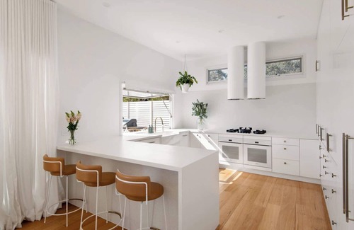 Mornington Casa | Haven on Birdwood 400m to Beach