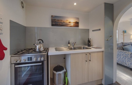 Nelson Casa | Haven View Cottage with Views over Nelson Marina and Haven Estuary