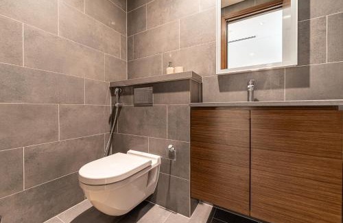 Nad Al Sheba Apartamento | HAVN - 2 Bedroom at The Crest, Dubai Skyline Views