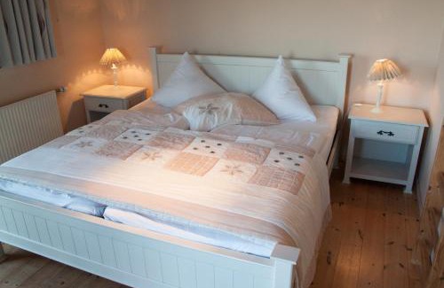 Sønderstrand Hotel | Havneby Kro