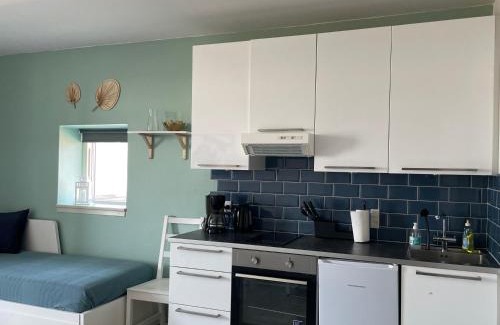 Lohals Apartamento | Havudsigt, skøn lille lejlighed
