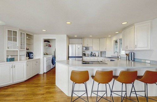 Hawaii Kai Casa | Hawaii Kai Dream with large lanai, ocean views, & a home office - near beaches
