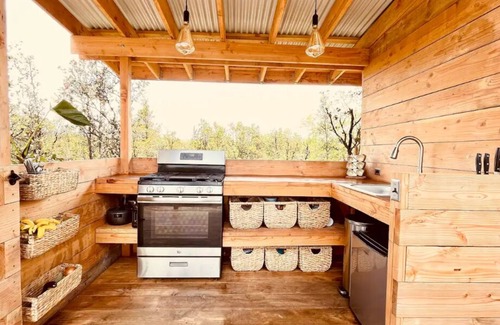 Fern Acres Casa | Hawaiian Treehouse, Peaceful Glamping Retreat