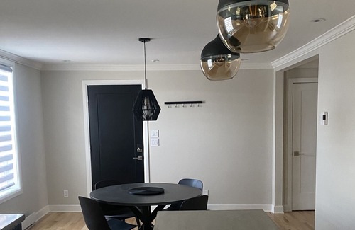 L'Ile-Perrot Apartamento | Hawkesbury executive condominium
