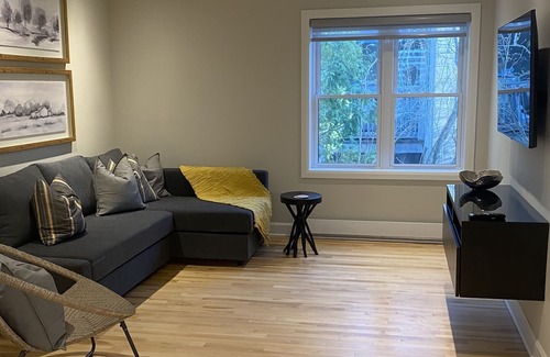 L'Ile-Perrot Apartamento | Hawkesbury executive condominium