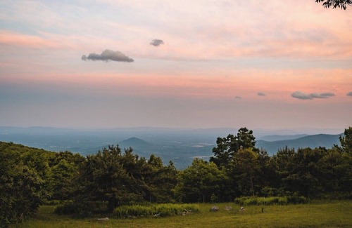 Free Union Cabina | Hawks Nest · Mountain Top Cabin w/ Amazing Views, Coffee, Games
