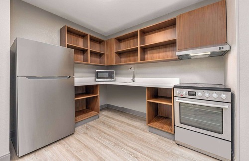 Bedford Hotel | Hawthorn Extended Stay by Wyndham Bedford / Dallas