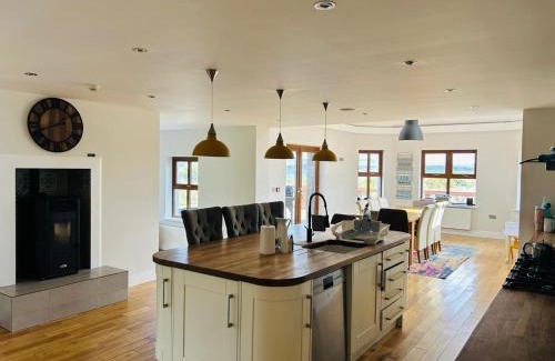 Connemara Casa | Hawthorn House
