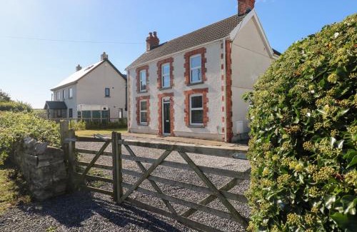 Scurlage Casa | Hawthorns