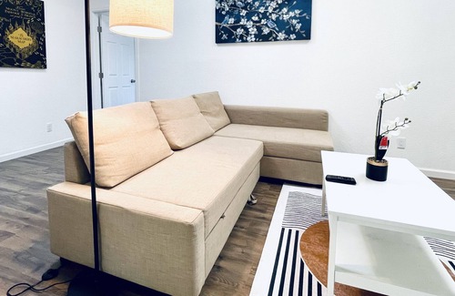 Hayward Casa | Hayward Entire2br comfortable Home/Free Parking