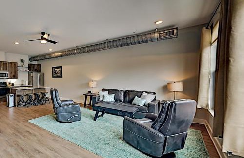 Asheville Apartamento | Haywood Chic Retreat Unit 215
