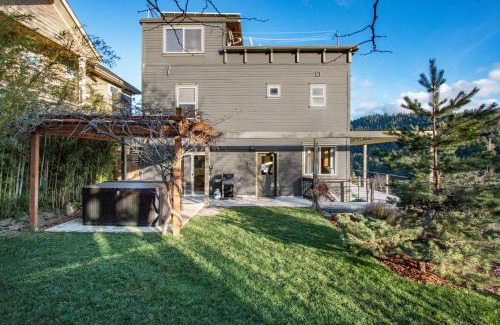 Hood River Casa | Hazel House home