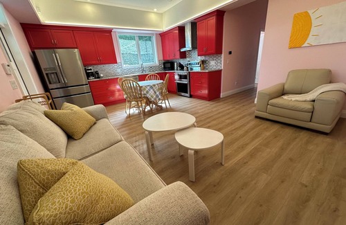 Okanagan-Similkameen Cabaña | Hazelnut Farm Vacation Cottage