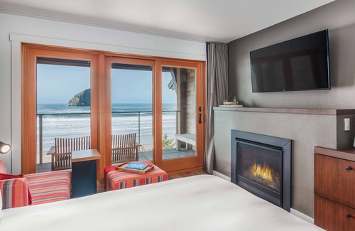 Pacific City Cabina | Headlands Coastal Lodge & Spa
