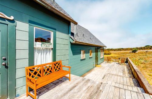 Mendocino Casa | Headlands View Home & Cottage
