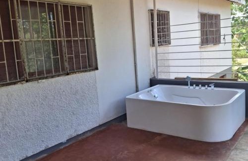 Stewart Town Casa | Healing 3-Bed Retreat - Sleeps 3 Hot Tub & Pool