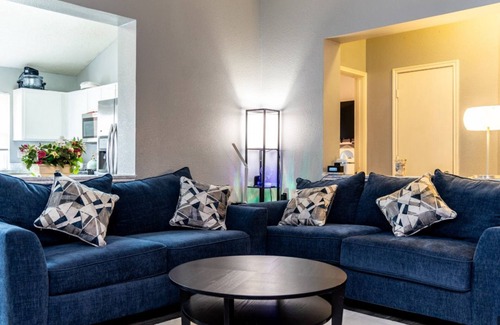 Southeast Arlington Casa | Heart of Arlington, Cozy Home
