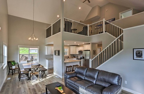 Hill City Casa | ¡NUEVO! ¡Corazón de Black Hills Home por Mickelson Trail!