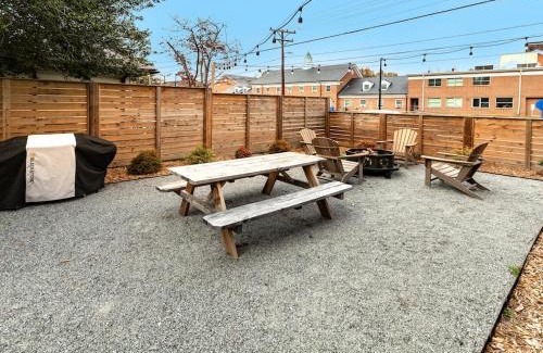 Brevard Casa | Heart of Brevard Hideaway - Walk/Bike to Downtown!
