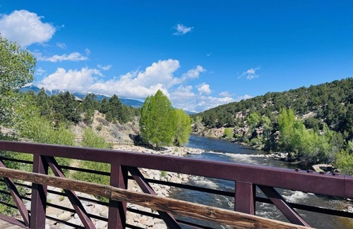 Buena Vista Condominio | Heart of BV - River & Mountain Condo - location, location, location!