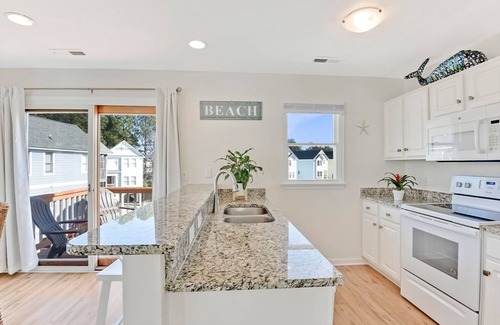 Corolla Light Casa | Heart of Corolls~Walk To Beaches Enjoy Unmatched Corolla Light Resort Amenities