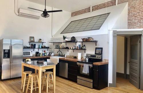Salida Condominio | Heart of Downtown, Mount Views, 2 blks to River, FREE PARKING SPOT