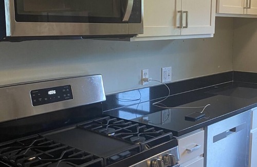 Silver Lane Apartamento | Heart of Glastonbury CT Walking distance to everything.