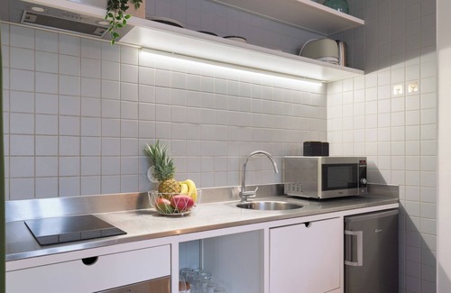Guimaraes Apartamento | HostWise - Heart of Guimarães Studio 06