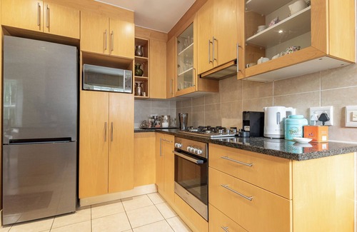 Noordhoek Casa | Heart of Noordhoek: Farm Village Getaway. 5 minutes to the beach.