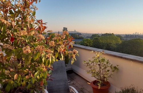 Odeon Apartamento | Heart of Paris, amazing view, large terrace. Luxembourg garden downstairs.