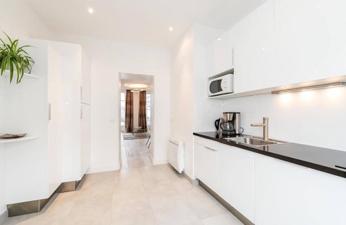 Bonne-Nouvelle Apartamento | MONTORGUEIL = En el corazón del París histórico ... CERCA de Les Halles, Le Louvre