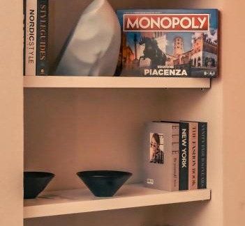 Centro Storico Apartamento | Heart of Piacenza Luxury Apt, 100m Piazza Cavalli