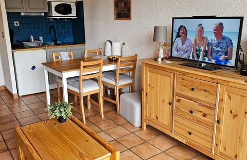 Orcieres-Merlette Apartamento | Heart of resort, large 5-person studio at foot of slopes with panoramic view,