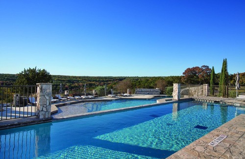 Ingram Complejo | ¡Corazón de Texas Hill Country!