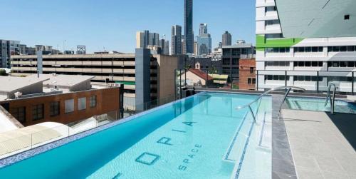 Fortitude Valley Apartamento | Heart of the Valley Chic High Level 2BR Apartment