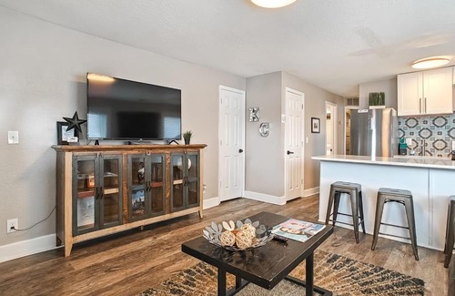 Westport Casa | Heart of Westport 1BR