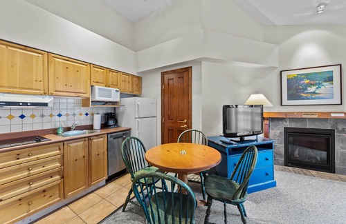Sundance Estates Hotel | Hearthstone Lodge #415