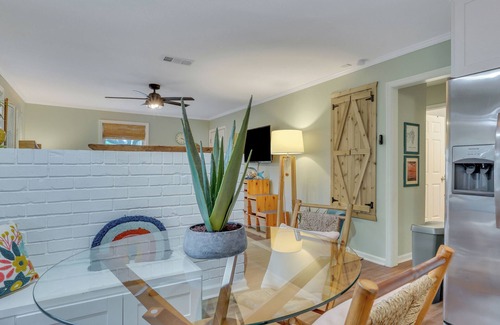 Tybee Island Casa | Heated Pool Access, Relax Without a Care!