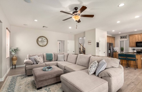 Mesa Casa | Heated pool and spa! 4 bedrooms, fire place, BBQ