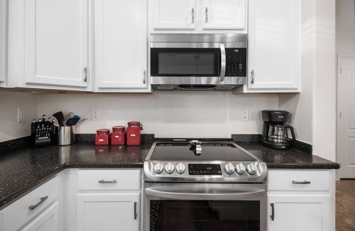 Power Ranch Casa | Heated Pool Home with 6 King beds & 5 bedrooms