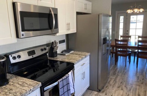 Villa De Paz Casa | Heated Pool, Hot Tub, Golf, Private Putting Green, Backyard Retreat!