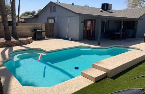Villa De Paz Casa | Heated Pool, Hot Tub, Golf, Private Putting Green, Backyard Retreat!