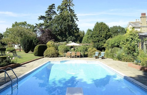 Woodbridge Cabaña | Piscina climatizada, ubicada en 5 acres, amplio jardín, se admiten perros