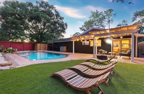 Woodlake - Briar Meadow Casa | Heated Pool Retreat 10min -> Galleria+Top Dining