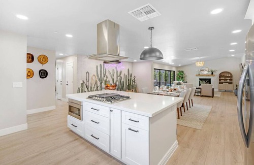 South Scottsdale Apartamento | Heated Pool & Spa + Luxury 4BR ensuite in Old Town