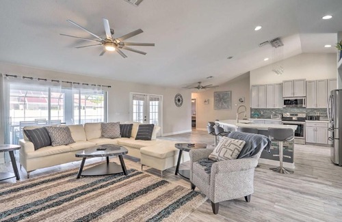 Pelican Casa | Heated Pool Sun-Soaked Cape Coral Escape!