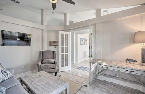 Pelican Casa | Heated Pool Sun-Soaked Cape Coral Escape!