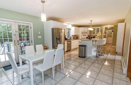 Stroudsburg Casa | Heated Private Pool Hot Tub Game Room Sauna