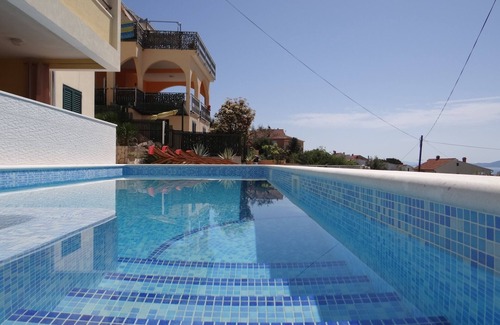Businci Apartamento | Impresionante apartamento con vistas al mar con jacuzzi ap7